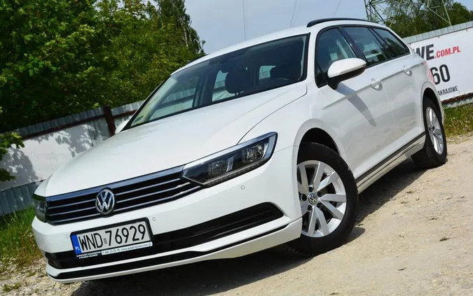 Volkswagen Passat cena 59900 przebieg: 172000, rok produkcji 2019 z Nowa Ruda małe 596